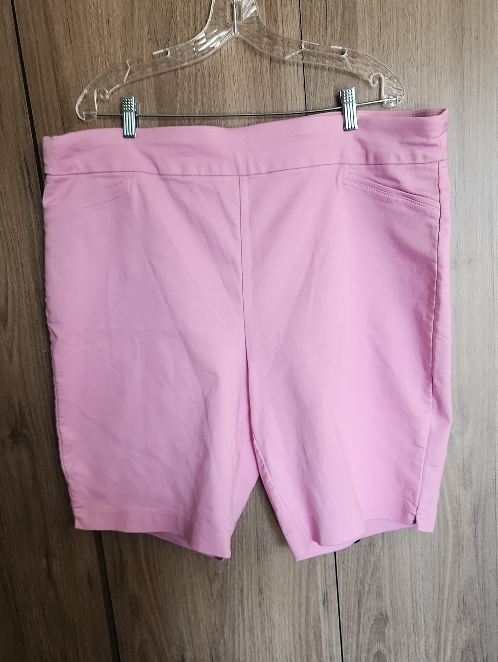 Pink Pull-On Bermuda Shorts Croft & Barrow 20 R